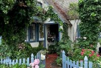 Fascinating Cottage Garden Ideas To Create Cozy Private Spot 41