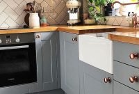 Gorgeous Small Kitchen Design Ideas For Your Small Home 11