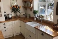 Gorgeous Small Kitchen Design Ideas For Your Small Home 35