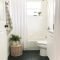 Impressive Black Floor Tiles Design Ideas For Modern Bathroom 21