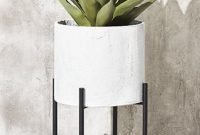 Marvelous Small Planters Ideas To Maximize Your Interior Design 11