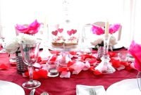 Most Inspiring Valentine’s Day Simple Table Decoration Ideas 04