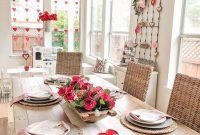 Most Inspiring Valentine’s Day Simple Table Decoration Ideas 22