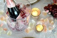 Most Inspiring Valentine’s Day Simple Table Decoration Ideas 32