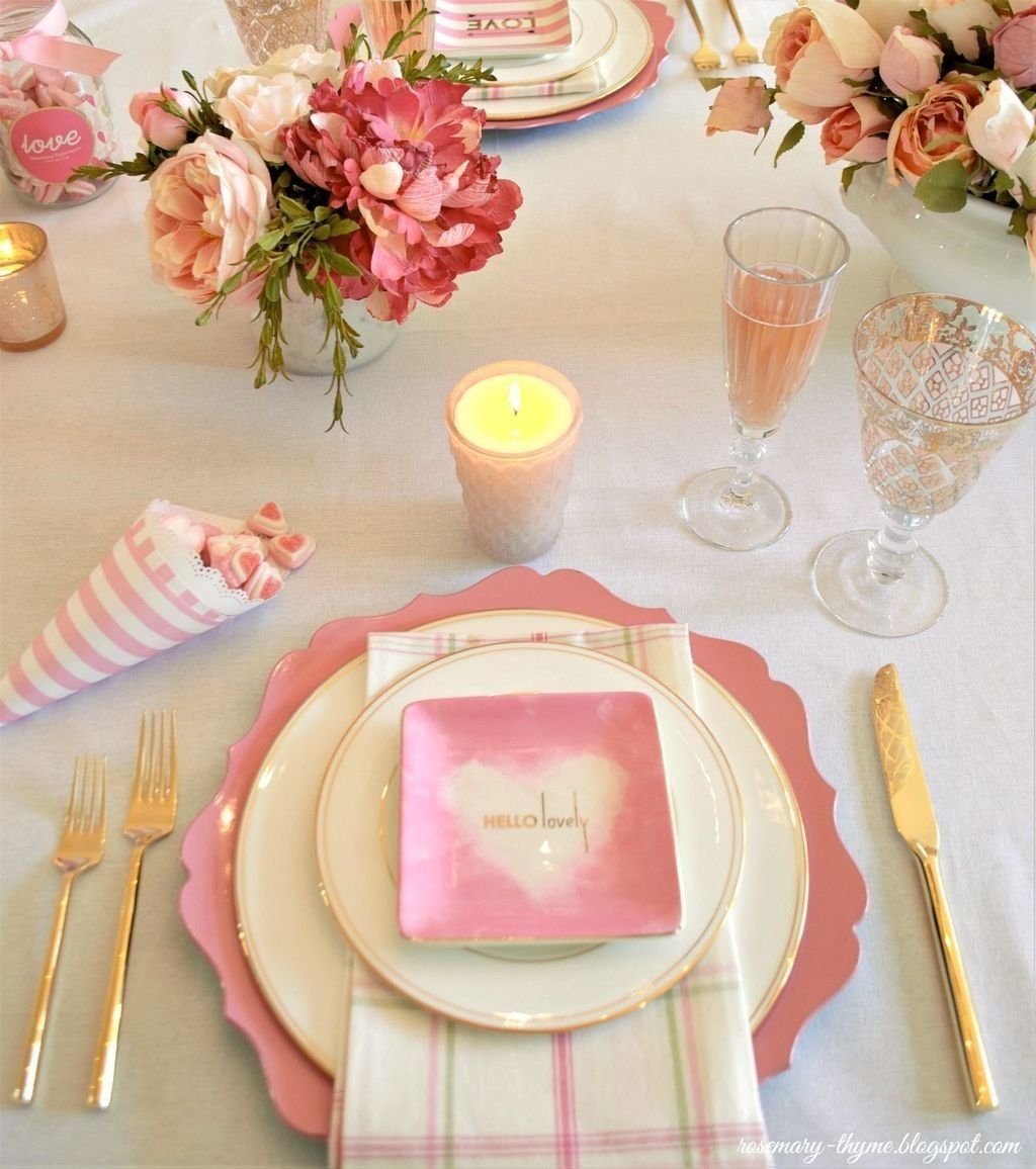 Perfect Valentine’s Day Romantic Dining Table Decor Ideas For Two People 07