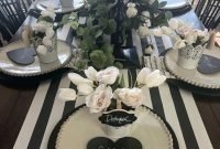 Perfect Valentine’s Day Romantic Dining Table Decor Ideas For Two People 39