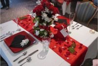 Perfect Valentine’s Day Romantic Dining Table Decor Ideas For Two People 44