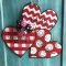 Pretty Valentines Day Wreath Ideas To Decorate Your Door 16