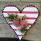 Pretty Valentines Day Wreath Ideas To Decorate Your Door 47