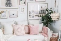Romantic Valentine Decoration Ideas For Your Living Room 01