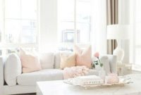 Romantic Valentine Decoration Ideas For Your Living Room 27