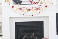 Romantic Valentine Decoration Ideas For Your Living Room 30