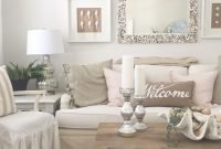 Romantic Valentine Decoration Ideas For Your Living Room 33