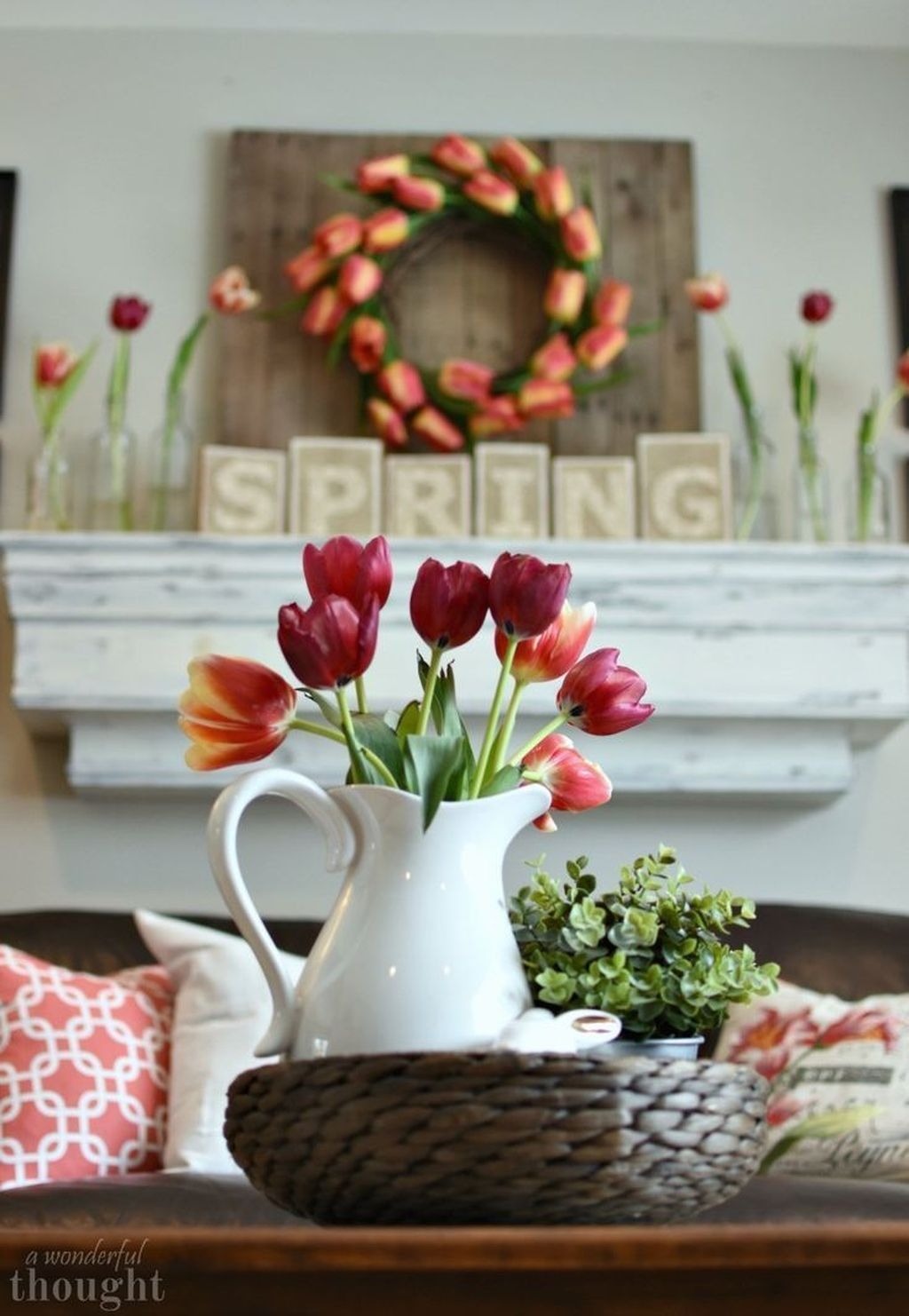 Romantic Valentine Decoration Ideas For Your Living Room 37