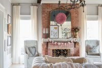 Romantic Valentine Decoration Ideas For Your Living Room 43
