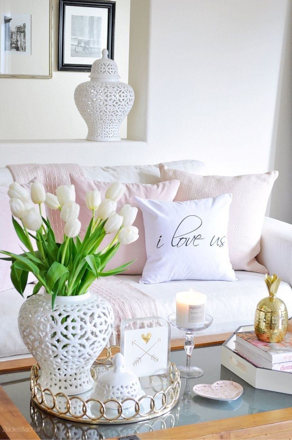 Romantic Valentine Decoration Ideas For Your Living Room 50