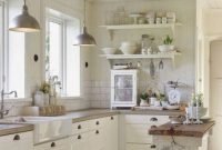 Rustic Farmhouse Kitchen Ideas To Get Traditional Accent 24