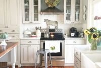 Rustic Farmhouse Kitchen Ideas To Get Traditional Accent 33