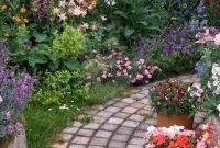 Stunning Small Flower Gardens And Plants Ideas For Your Front Yard 27