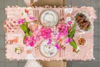 Unordinary Valentine Outdoor Decorations Table Settings For Couple 42