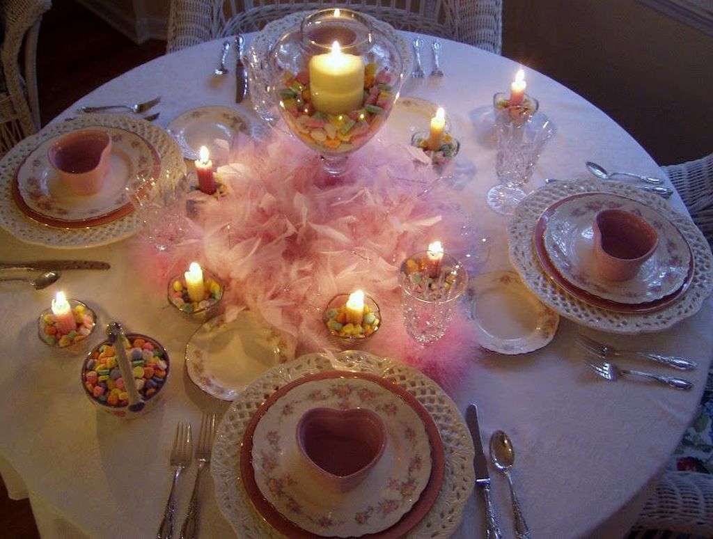 Unordinary Valentine Outdoor Decorations Table Settings For Couple 48