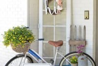 Astonishing Spring Decoration Ideas For Your Front Porch 04