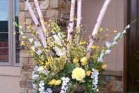 Astonishing Spring Decoration Ideas For Your Front Porch 22