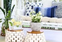 Astonishing Spring Decoration Ideas For Your Front Porch 40