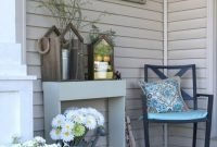 Astonishing Spring Decoration Ideas For Your Front Porch 44