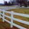 Awesome Farmhouse Garden Fence For Winter To Spring 17
