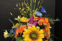 Best Spring Flower Arrangements Centerpieces Decoration Ideas 21