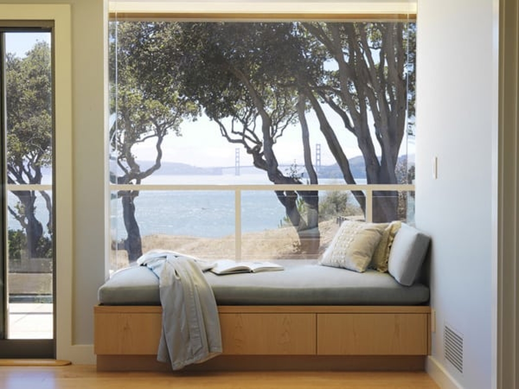Comfy Window Seat Ideas For A Cozy Home 22