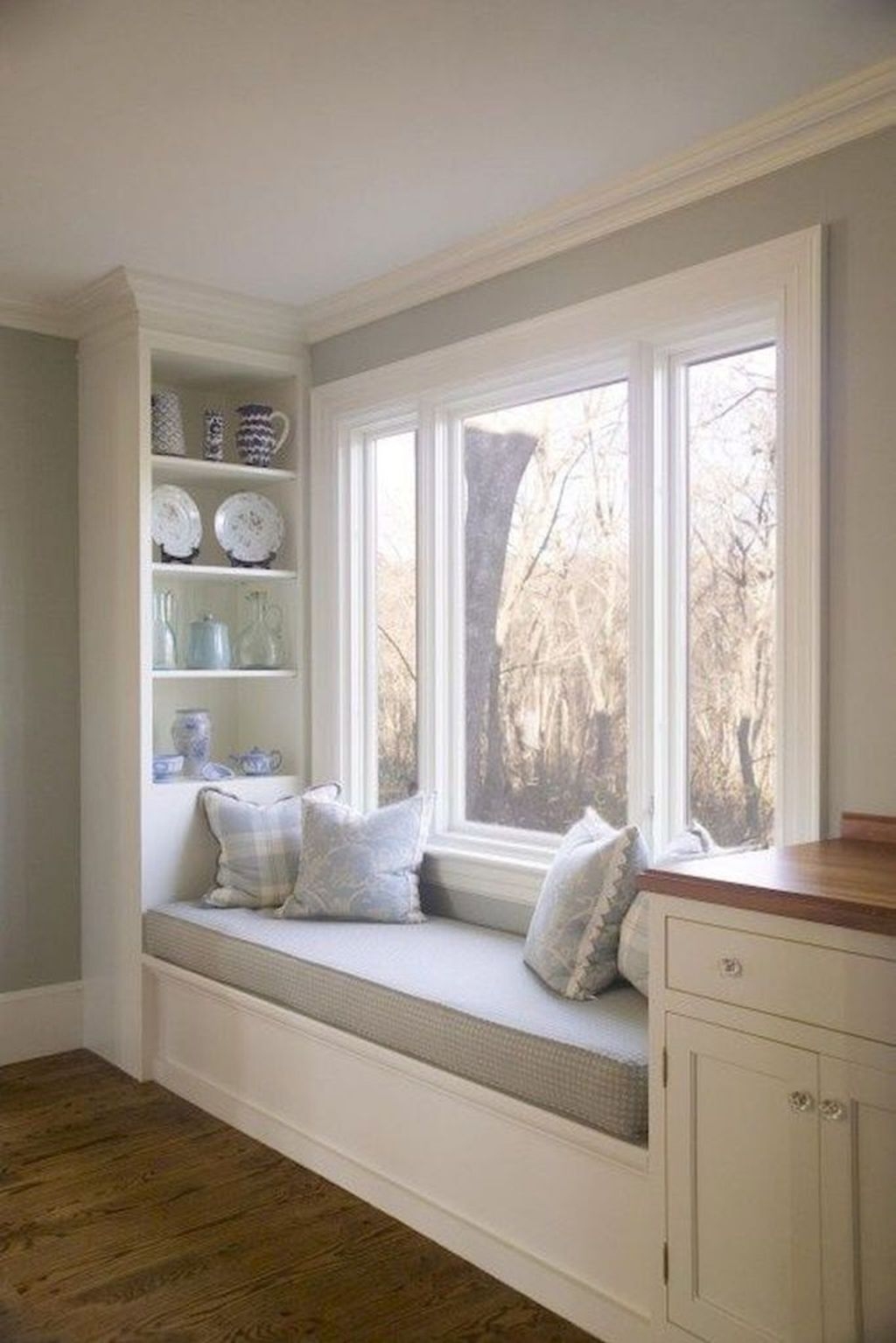 Comfy Window Seat Ideas For A Cozy Home 52