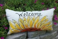 Cute Spring Porch Pillow Decoration Ideas That Will Inspire You 13
