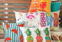 Cute Spring Porch Pillow Decoration Ideas That Will Inspire You 25