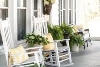 Cute Spring Porch Pillow Decoration Ideas That Will Inspire You 27