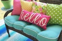 Cute Spring Porch Pillow Decoration Ideas That Will Inspire You 43