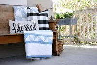 Cute Spring Porch Pillow Decoration Ideas That Will Inspire You 49