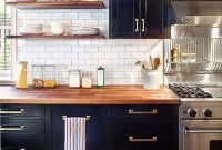 Delicate Black Kitchen Interior Design Ideas For Kitchen To Have Asap 40