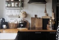 Delicate Black Kitchen Interior Design Ideas For Kitchen To Have Asap 43