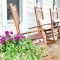 Elegant Chair Decoration Ideas For Spring Porch 14