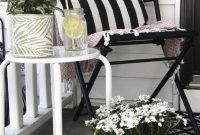 Elegant Chair Decoration Ideas For Spring Porch 47
