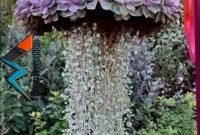 Lovely Hanging Flower To Beautify Your Small Garden In Summer 31
