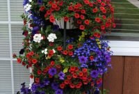 Lovely Hanging Flower To Beautify Your Small Garden In Summer 44