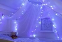Pretty DIY Fairy Light Ideas For Minimalist Bedroom Decoration 28