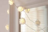 Pretty DIY Fairy Light Ideas For Minimalist Bedroom Decoration 43