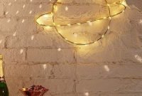 Pretty DIY Fairy Light Ideas For Minimalist Bedroom Decoration 50