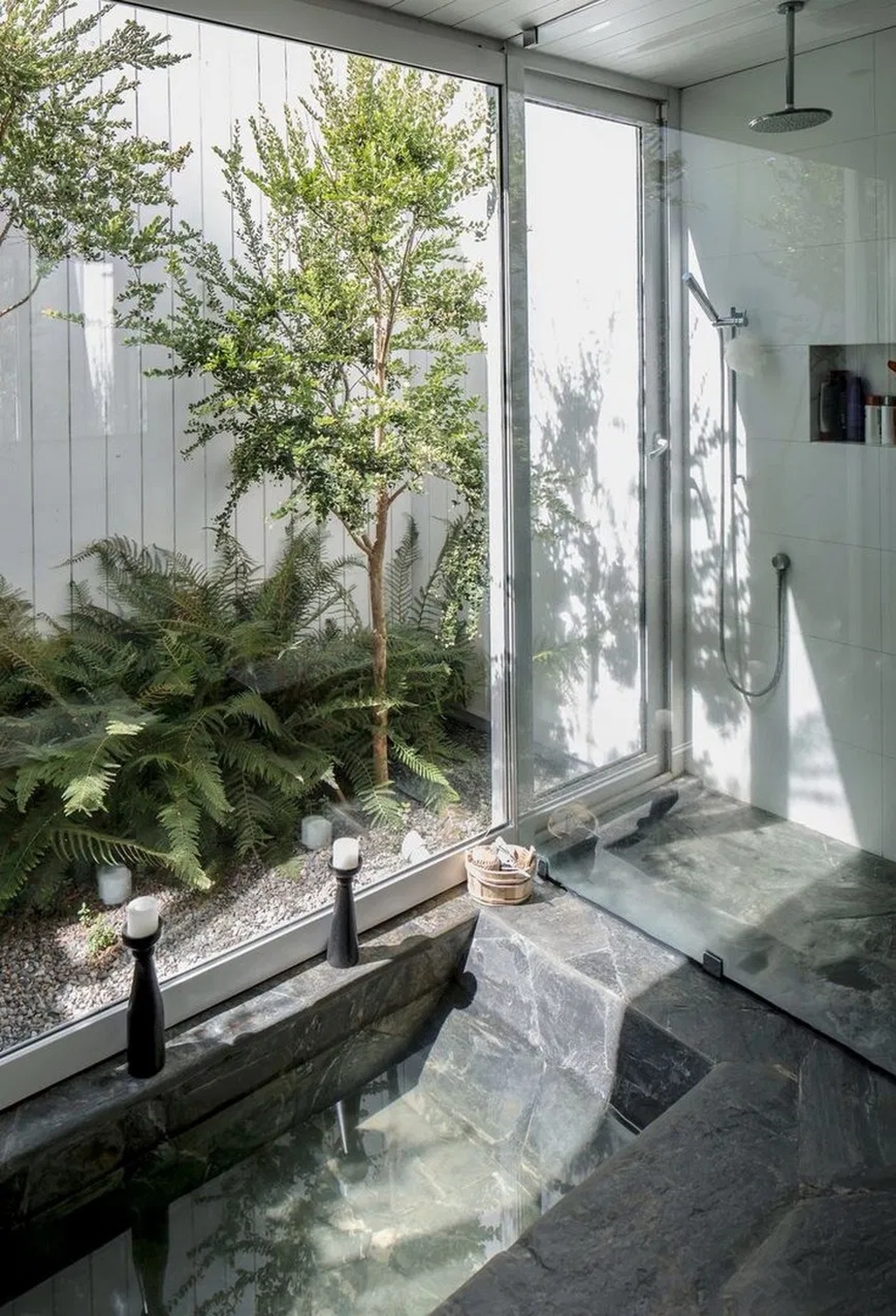 Spectacular Outdoor Bathroom Design Ideas That Feel Like A Vacation 31