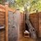 Spectacular Outdoor Bathroom Design Ideas That Feel Like A Vacation 41