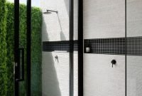 Spectacular Outdoor Bathroom Design Ideas That Feel Like A Vacation 45
